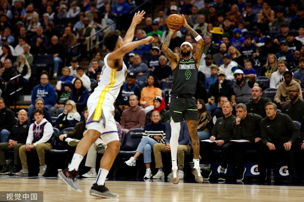 与凯恩相比 与凯恩相比